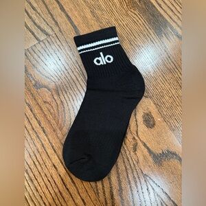 Alo Throwback socks 1 pair brand new